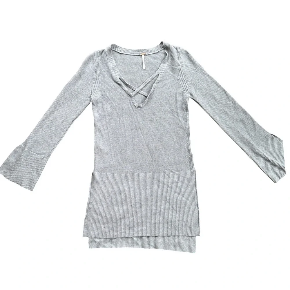 Free People Tunic Sweater Womens Small Gray Strappy V-Neck Bell Sleeve Excellent
